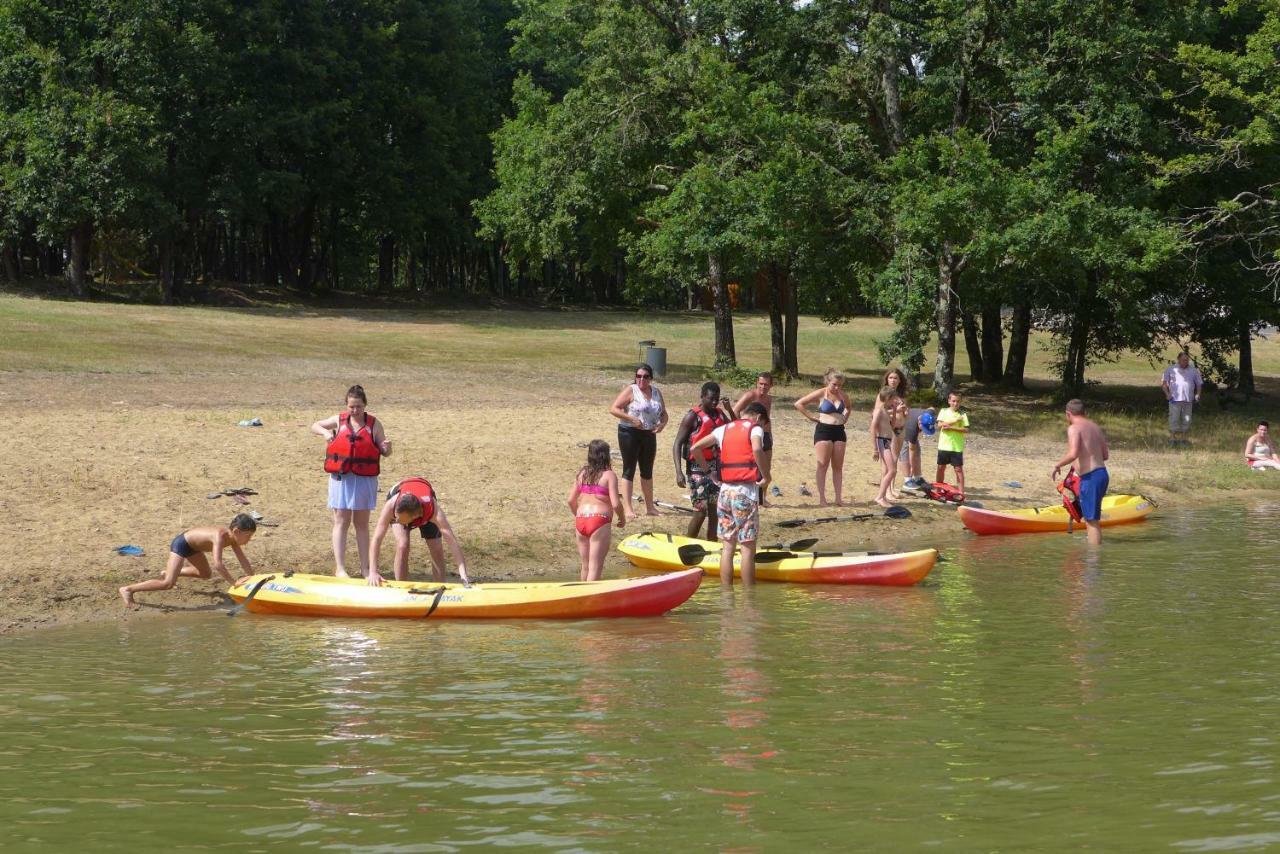 Camping Les Petites Minaudieres 호텔 Saint-Sauveur  외부 사진