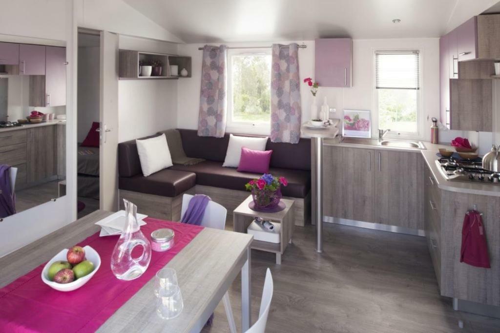 Camping Les Petites Minaudieres 호텔 Saint-Sauveur  외부 사진